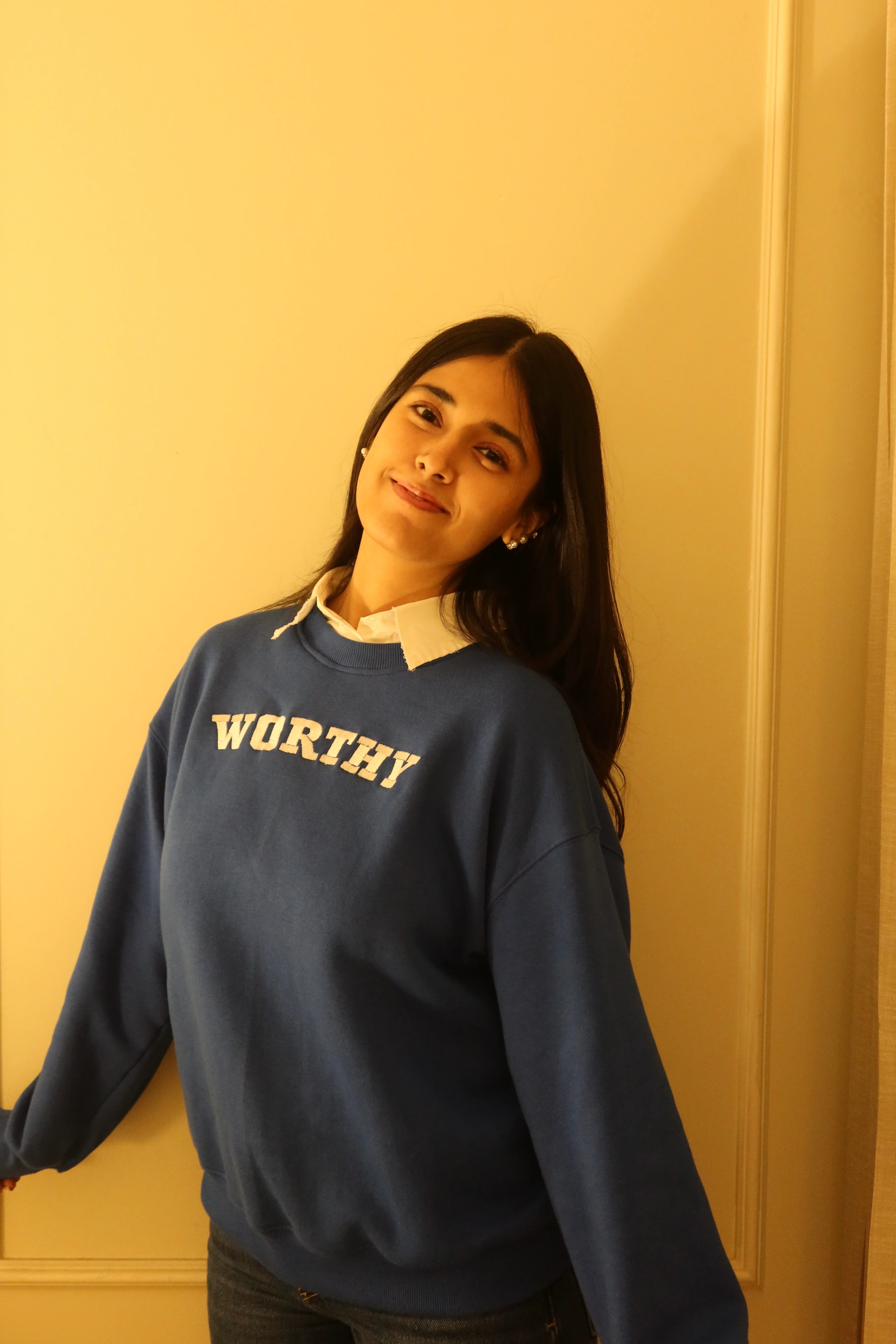 Worthy Collar Sweatshirt - Image 4
