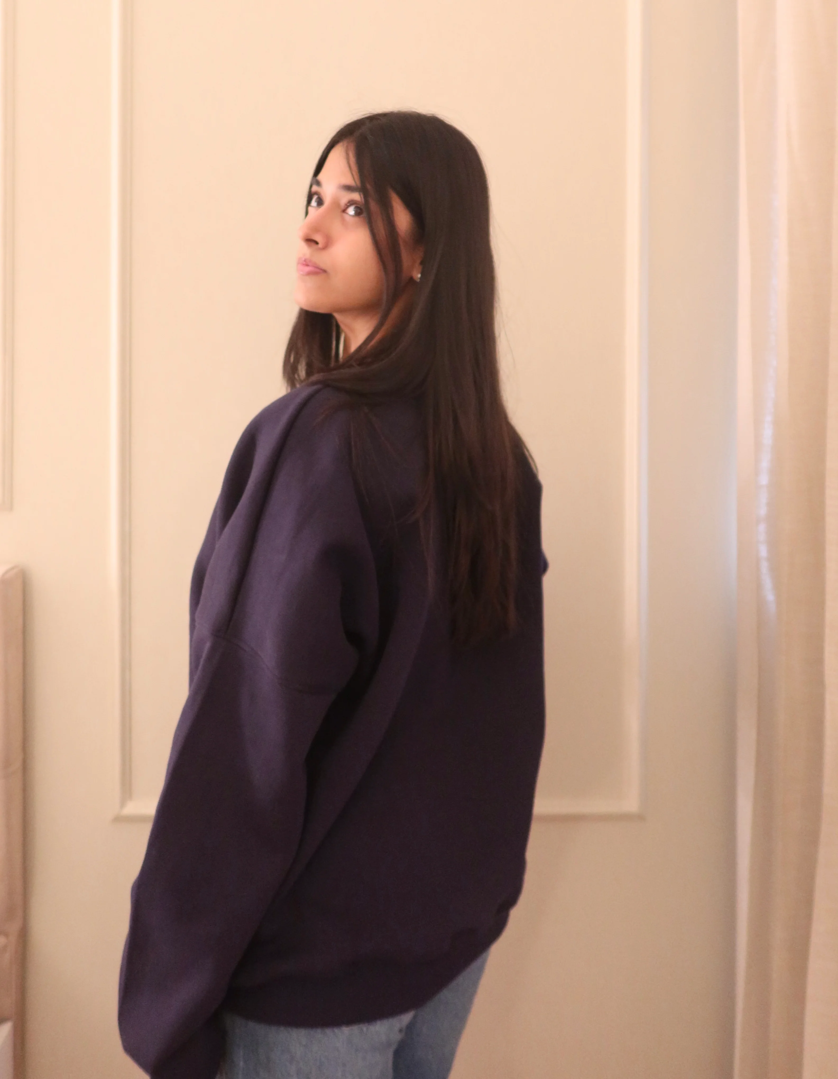 Oversized Navy Sweatshirt - Image 3